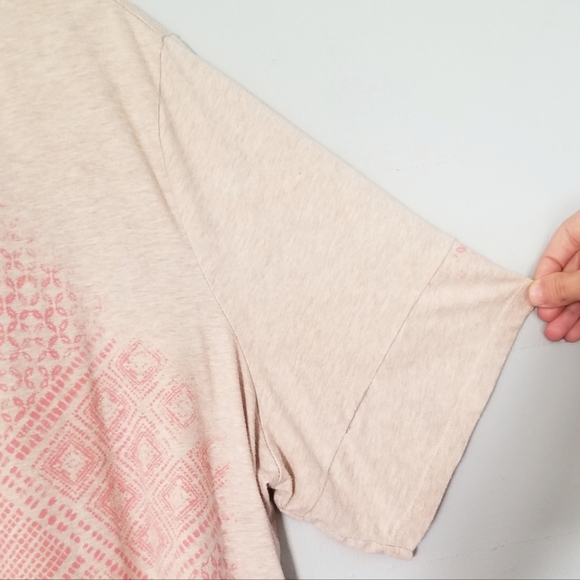 Sonoma | Distressed Cropped Tee - Picture 4 of 8